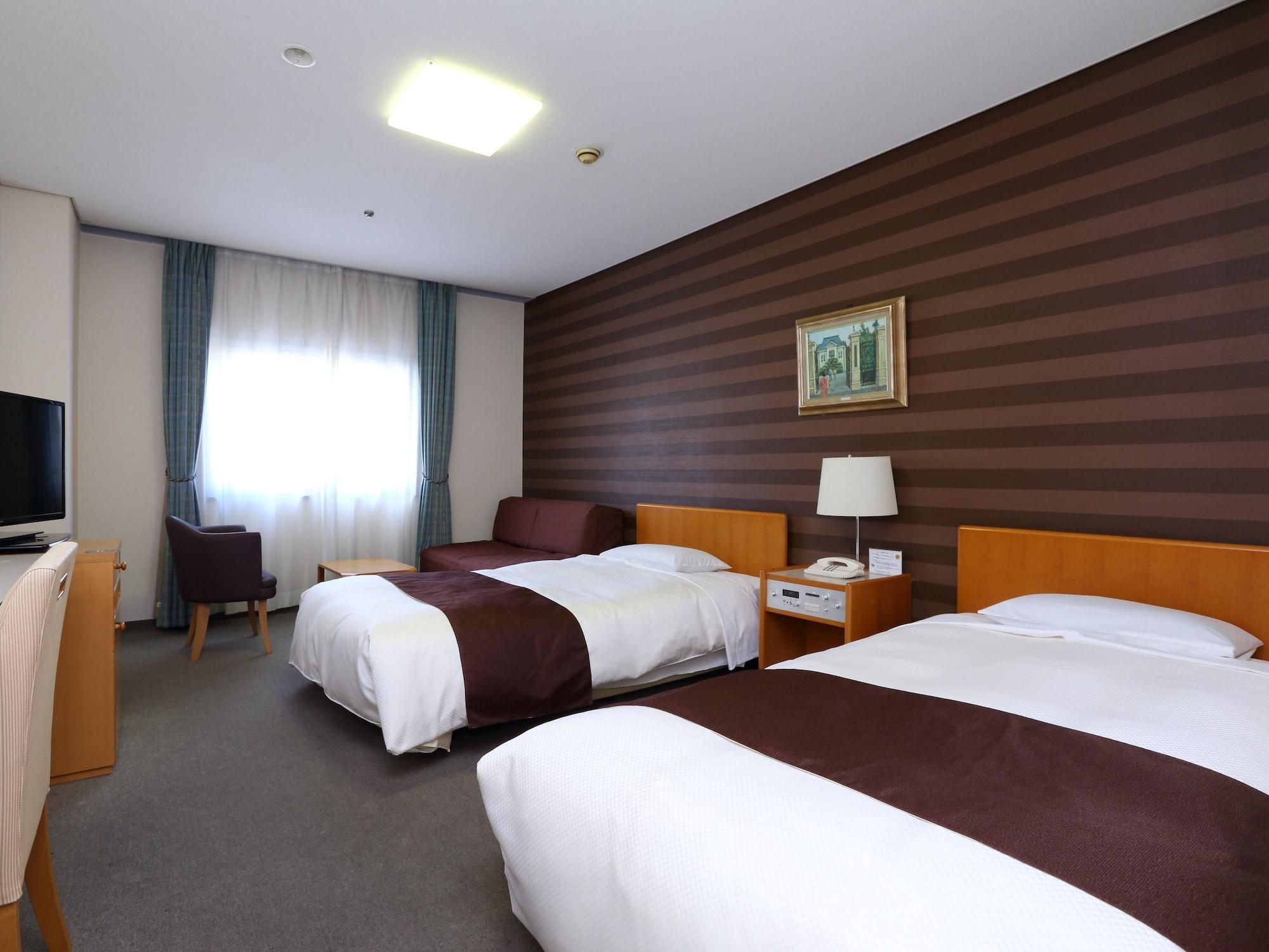 ฟุกุโอกะ รีเซนต์ โฮเต็ล Hotel ฟูกุโอกะ ภายนอก รูปภาพ