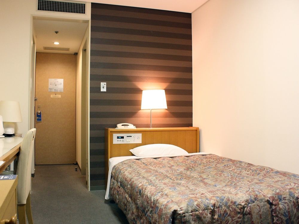 ฟุกุโอกะ รีเซนต์ โฮเต็ล Hotel ฟูกุโอกะ ภายนอก รูปภาพ