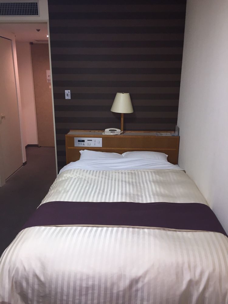 ฟุกุโอกะ รีเซนต์ โฮเต็ล Hotel ฟูกุโอกะ ภายนอก รูปภาพ