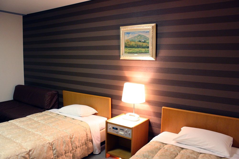 ฟุกุโอกะ รีเซนต์ โฮเต็ล Hotel ฟูกุโอกะ ภายนอก รูปภาพ